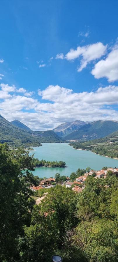 Casa Vacanze Al Castello วิลเลตตา บาร์เรอา ภายนอก รูปภาพ